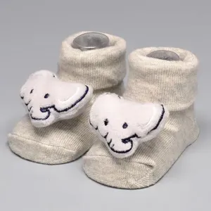 Pantufa Antiderrapante com Chocalho Elefante Cinza - C0144