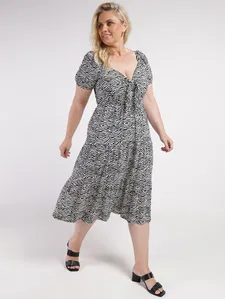 Vestido Midi Autentique Plus Size Feminino PRETO G1