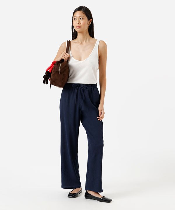 calça reta feminina cós com elástico texturizada azul P