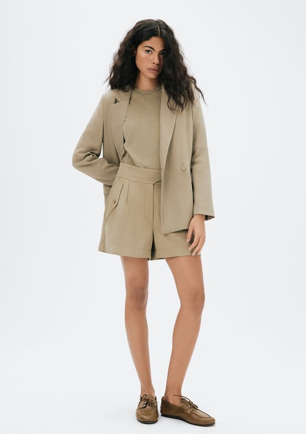 Shorts Feminino Com Pregas Em Alfaiataria - Bege 046