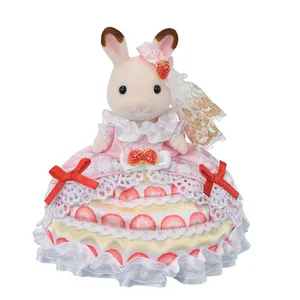 Sylvanian Families - Aniversário Da Freya - Vestido Bolo De Morango - Epoch