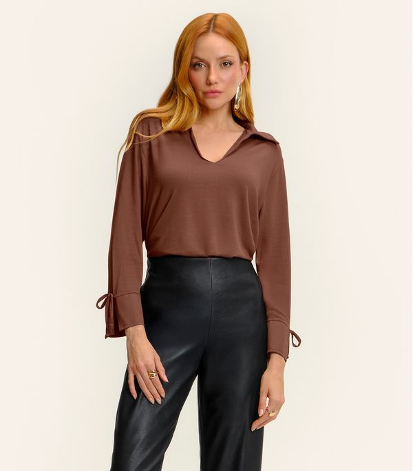 Camisa Feminina Manga Longa Decote V Endless Marrom G