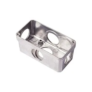 Condulete Múltiplo X 1'' para Condução de Fios Elétricos com Segurança e Praticidade Branco Tramontina Condulete Múltiplo X 1'' para Condução de Fios Elétricos Resistente e Durável Branco Tramontina
