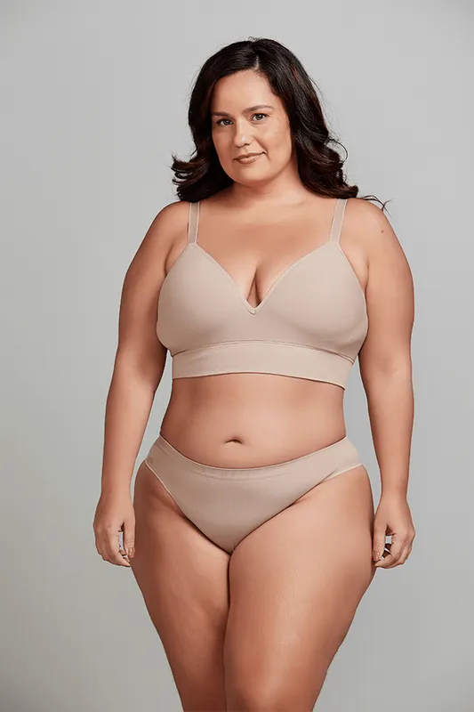 Calcinha Adulto Tanga Mais Curvas Cobertura Media Trifil Tamanho: M | Cor: Macadamia