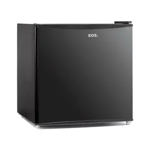 Frigobar Mini Refrigerador Doméstico EOS Ice Compact EFB50P 47L Gela Rápido Preto 220V Frigobar Eos Ice Compact EFB50P 47L Gás Ecológico com Gela Rápido Preto 220V