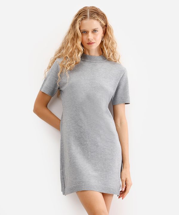 vestido curto feminino de tricot manga curta cinza P