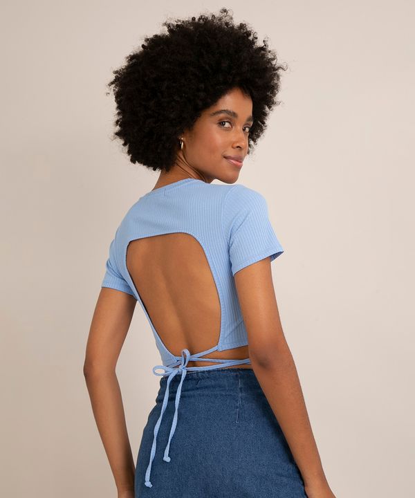 blusa cropped canelada com amarração manga curta decote redondo azul claro M