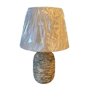 Abajur Vita Ab-VITA-14CM em Cerâmica Texturizada para 1 Lâmpada E27 com Cabo 180cm GMH Abajur Vita Ab-VITA-14CM em Cerâmica Texturizada para Lâmpada E27 GMH