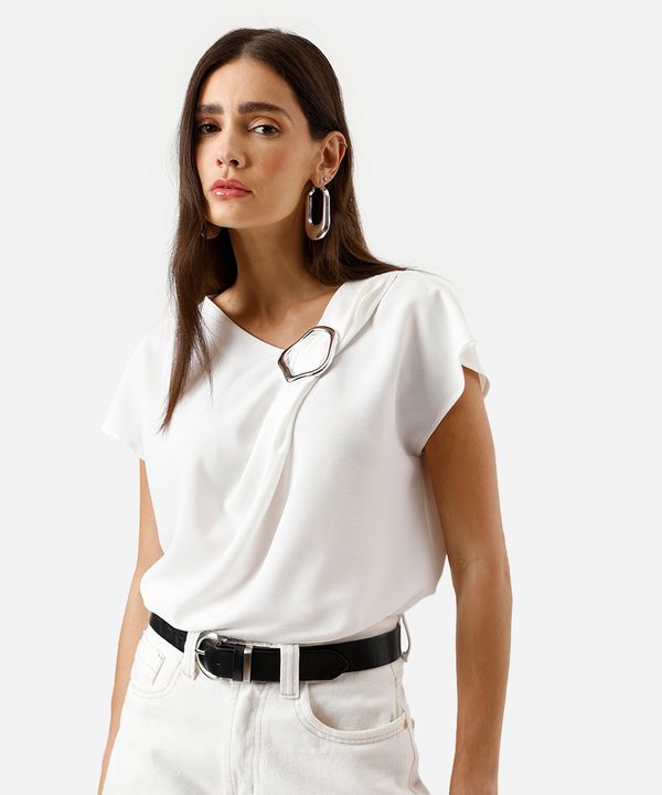 blusa feminina com pregas com fivela orgânica off white GG
