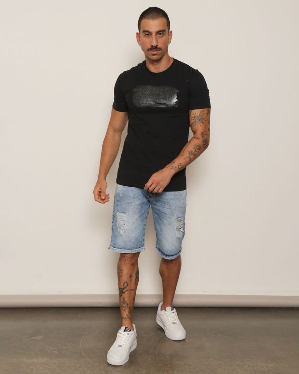 Bermuda Jeans Masculina Reta Marmorizada Barra Desfiada Azul 46
