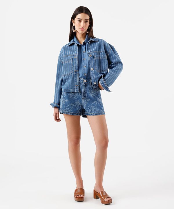 short mom feminino jeans com recorte floral azul 38
