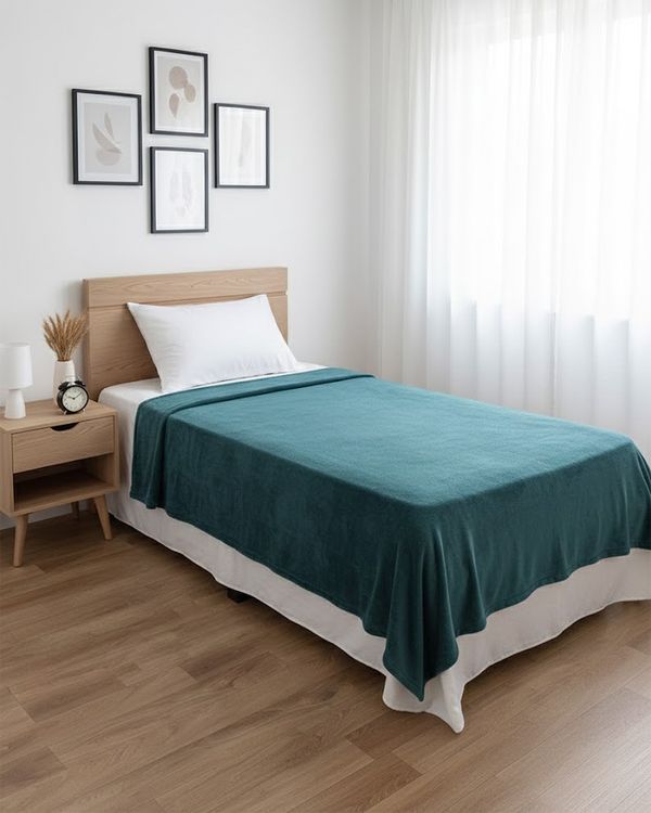 Manta Solteiro Ultra Soft Microfibra Andreza Basic Verde UN