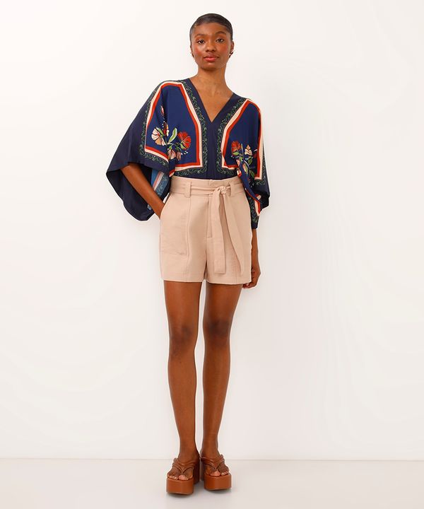 short mom de alfaiataria com cinto faixa bege 34