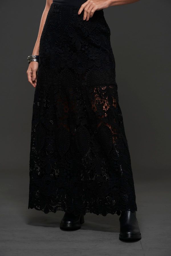 SAIA RENDA LURDES PRETO - 44