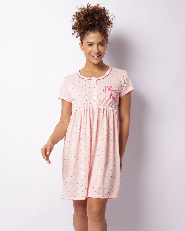 Camisola Feminina Manga Curta Com Botões Estampa Coração Rosa GG