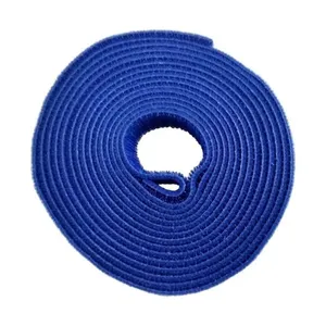 Abraçadeira de Velcro MUVC0005 Organizador de Cabos Dupla Face com 3 METROS X 20MM Azul Multitoc Abraçadeira de Velcro MUVC0005 Organizador de Cabos 3 METROS X 20MM Azul Multitoc