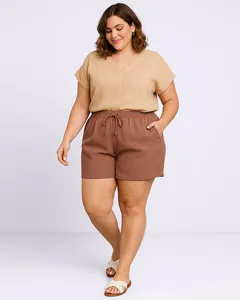 Short Plus Size Feminino Curto com Cordão Bege G3