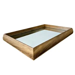 Bandeja Decorativa 23429 em MDF com Borda Chanfrada Fundo Espelhado Marrom Entrecasa Bandeja Decorativa 23429 em MDF Fundo Espelhado Marrom Entrecasa