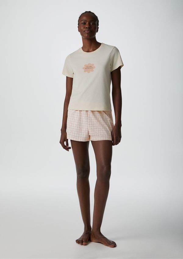 Pijama Curto Feminino Com Estampa - Creme G