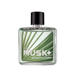 Deo Colônia Musk+ Metropolitano 75ML Fragrância Amadeirada Envolvente e Sofisticada Avon Deo Colônia Musk+ Metropolitano 75ML Toque Urbano com Banho de Floresta Avon