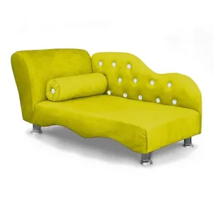 Caminha para Pet Loja Sheep Mini Poltrona Divã com Strass Veludo Amarelo 62x47x37cm 1 Unidade Caminha para Pet Loja Sheep Mini Poltrona Divã Veludo Amarelo com Almofada 1 Unidade