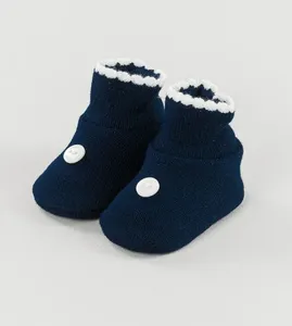 Sapatinho para Bebê Botão Tam. RN Marinho - RN