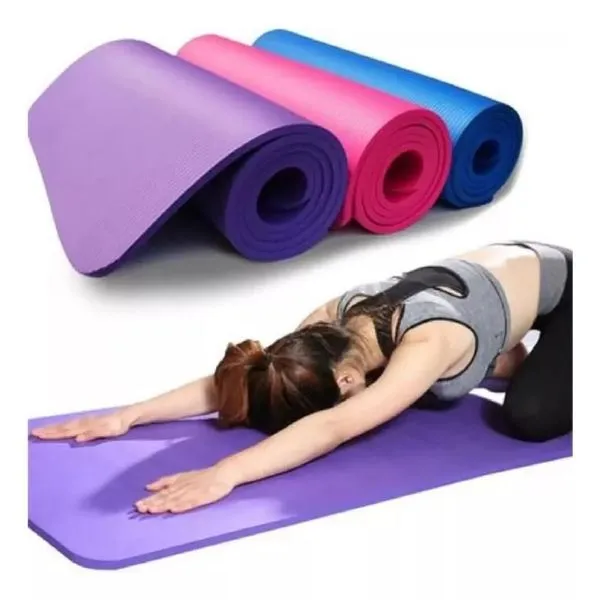 Tapete para Yoga e Exercícios Antiderrapante em PVC Leve e Portátil 173cm X 61cm Yeet Tapete para Yoga e Exercícios Antiderrapante em PVC Flexível e Confortável Yeet