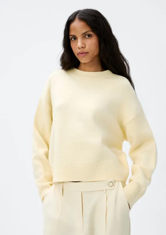 Blusão Básico Feminino Em Tricô - Creme M