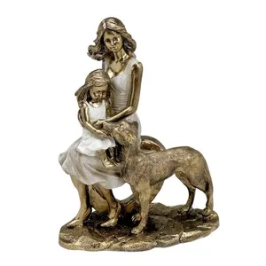 Estatueta Família Mãe e Filha com Pet Resina Dourado Detalhes Coloridos 20,5x15x7cm 257823 - Mabruk