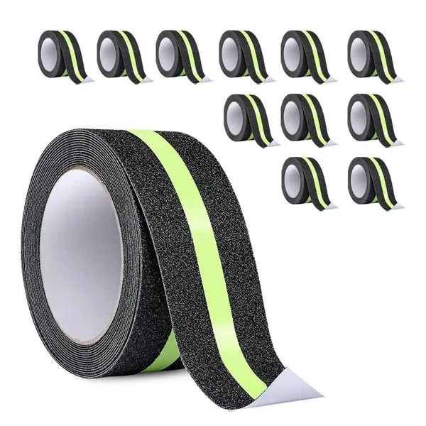 Kit 11 Fitas Antiderrapantes Adesivas SU-NOSA1 5M com Faixa Refletiva Preta Leva Pra Malhar Kit 11 Fitas Adesivas SU-NOSA1 5M Refletivas Pretas Leva Pra Malhar