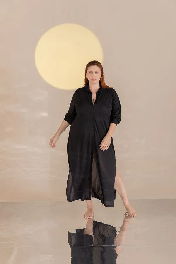 Saída de Praia Longa Malha Crepe Plus Size Preto-GG