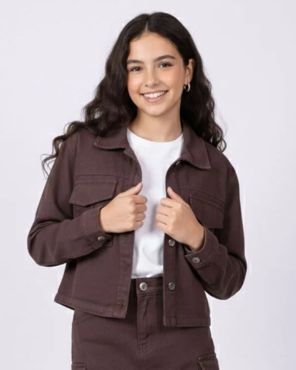 Jaqueta Cropped Sarja Juvenil com Bolsos Frontais Marrom 10