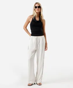 calça estilo pijama feminina com nervuras acetinada off white PP