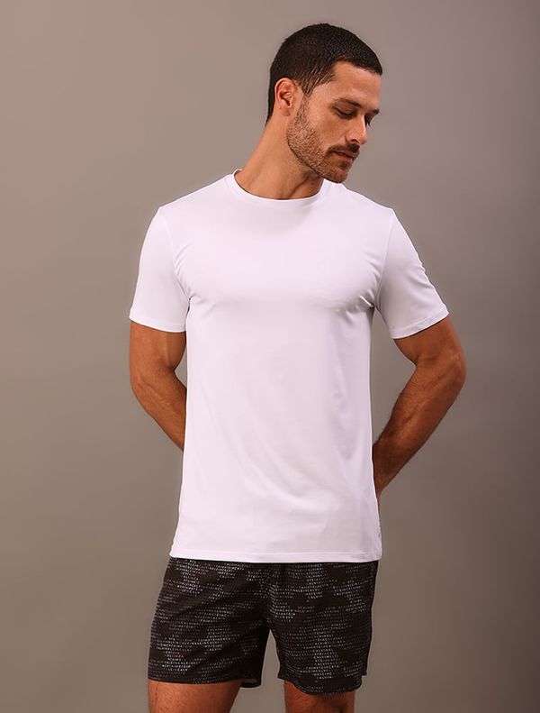 Camiseta Manga Curta Swimwear Masculino Uv - Branco Camiseta Manga Curta Swimwear Masculino Uv Branco p