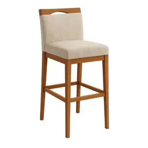 Banqueta Alta Estofada com Encosto para Cozinha Gourmet em Madeira de Eucalipto 40cm Suede Bege Isa Estofados Banqueta Alta Estofada com Encosto em Madeira de Eucalipto Suede Bege Isa Estofados