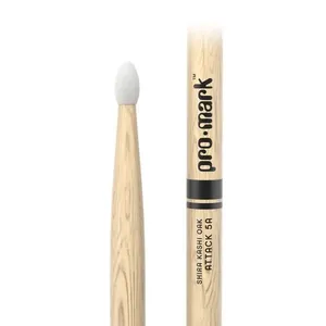 Baqueta Attack 5A PW5AN Shira Kashi Oak Ponta Nylon Par Amadeirado Promark Baqueta Attack 5A PW5AN Shira Kashi Oak Ponta Nylon Promark