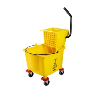 Carro Balde Nobre 32L com Espremedor Cabo Inclinado para Limpeza Profissional Amarelo Goedert Carro Balde Nobre 32L com Espremedor e Cabo Inclinado Amarelo para Limpeza Goedert