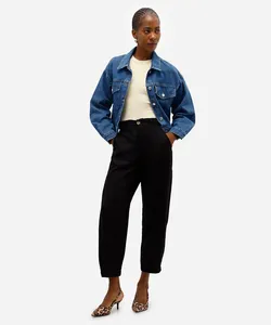 calça cenoura feminina de viscose cós elástico preta 48
