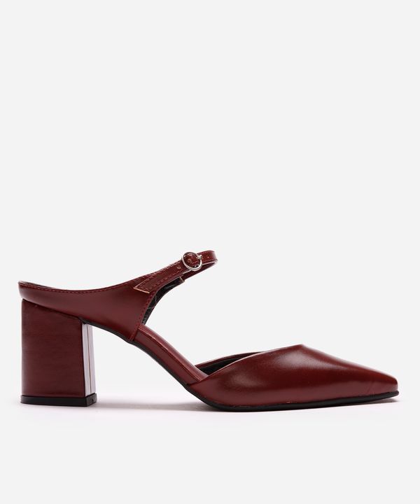 mule bico quadrado com salto mindset vinho 38