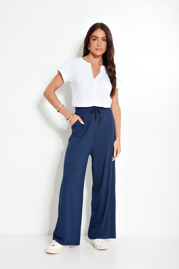 Calça em Malha de Viscose Azul Marinho GG