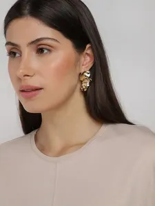 Brinco Pétalas Orgânico DOURADO