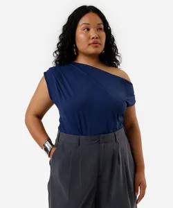 blusa feminina de poliamida assimétrica franzida plus size azul GG1