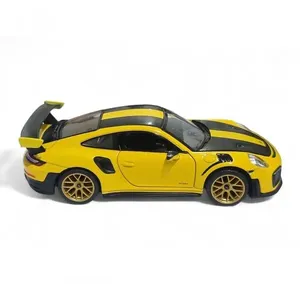 Carro Miniatura de Fricção Porsche 911 GT2 com Som Luz Portas Que Abrem Amarelo Californ Toys Carro Miniatura Porsche 911 GT2 com Som Luz e Portas Que Abrem Amarelo Californ Toys