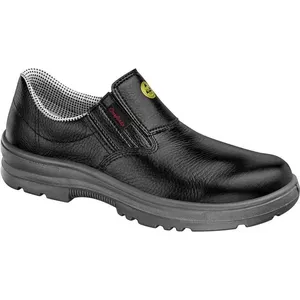 Sapato de Couro Preto com Elástico com Biqueira Composite - CONFORTO Sapato de couro com biqueira de composite nº 42 SV62575 CONFORTO