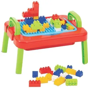 Mesa Mercoblocks Brinquedo de Montar com 64 Peças Retrátil para Crianças Mercotoys Mesa Mercoblocks Brinquedo de Montar 64 Peças Retrátil Mercotoys