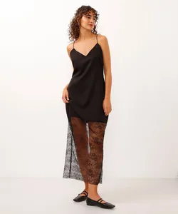 vestido longo alça fina com barra rendada preto PP