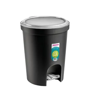 Lixeira Plástico com Pedal Sanremo Preta 13,5 L