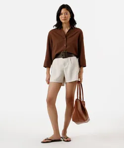 short de alfaiataria feminino com viscose bege 38
