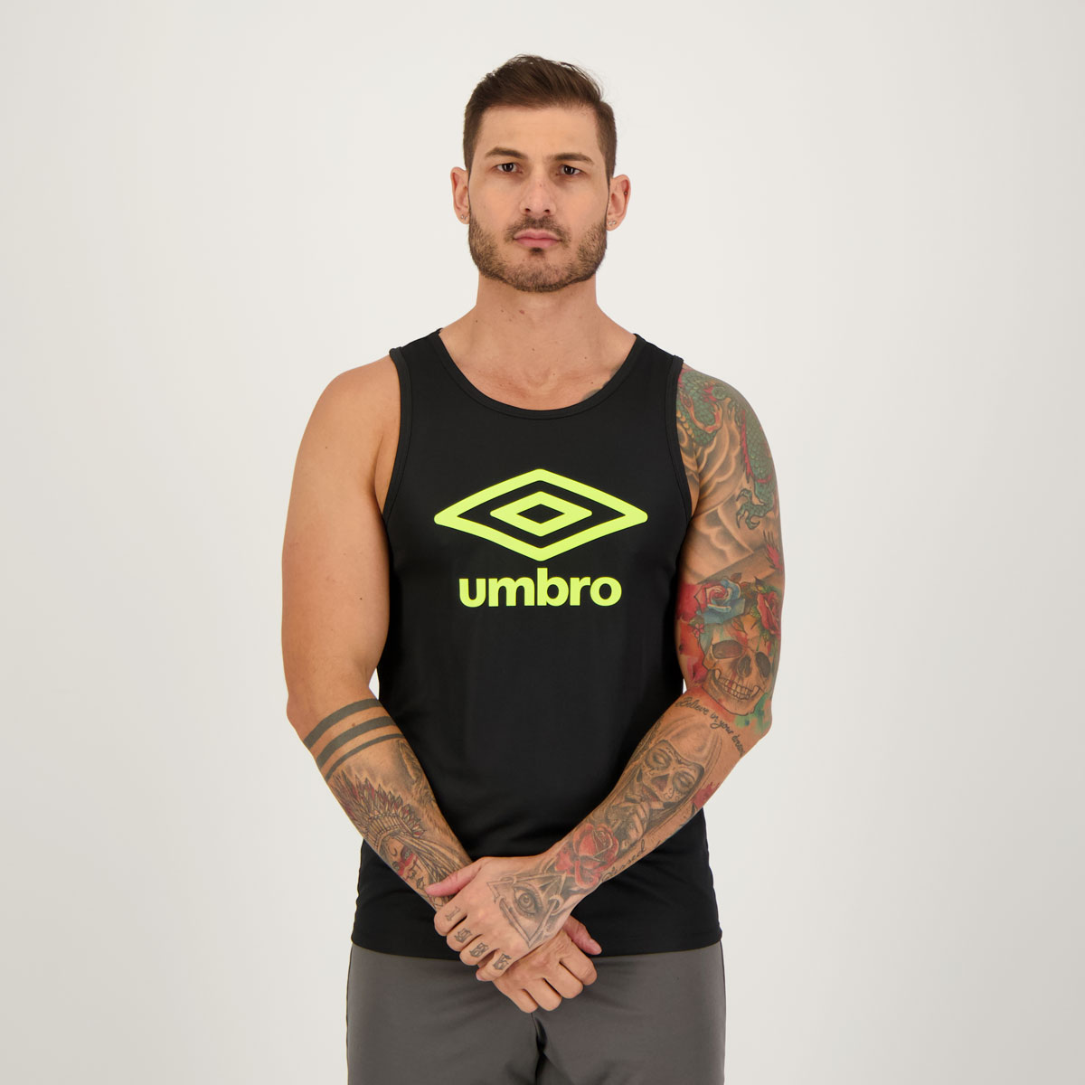 Regata Umbro Essential Diamond Preta e Verde