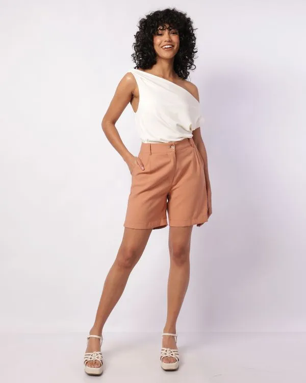 Bermuda Feminina Reta Viscose com Pregas Bolsos Bege P